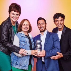 Mary Chieffo Instagram - posin’ with our #webbyaward backstage and awesome partners at @verizon @clevi3 & #KristenSoumas! 

💚🌈🏆🔥✨

📸 @hartleyphoto 

our @juveeproductions team is so grateful to collaborate with such a supportive and forward-thinking company. I feel incredibly fortunate to have been empowered to bring such a specific and feminist project to life and experience all those involved impassioned and inspired by the themes of the narrative we created. gives me some hope in these turbulent times!

#webbys #verizon #juveeproductions #iagothegreeneyedmonster #ar #diversityequityinclusion #webbywinner #partnership