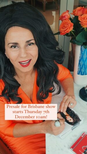 Mary Coustas Instagram - Brisbane boofheads, I’m coming for you in May with my brand new stage show ‘UpYourselfness’! Tickets go on pre-sale tomorrow Thursday 7th December at 10am.
Go to maryandeffie.com/tour for tix 🎟️ 
 
Can’t wait to see youse there! 💋 
 
#effie #boofhead #brisbanecomedy #effiegoodthanks