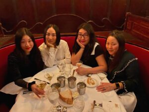Mary H.K. Choi Instagram - Okay, so, chin touch? Hold drinks? Neither. Both? Who cares! 💗 Love you. Love to be reunited. Love that Greta is too baller to even be #onhere 🇰🇷🪁