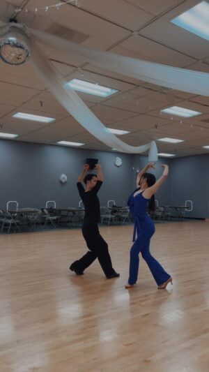 Mary Murphy Instagram - Visiting all the way from Japan Yutaka and May!! Take lessons with Toni @globalsmoothsystem ✨