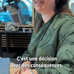 Marylène Gendron Instagram - «Voyager à deux, c'est le fun. C'est un «trip». Voyager tout seul, c'est une remise en question de toute son existence.» - @marylenegendron sur la solitude à @rc_penelope 

🎧 Rattrapez sa chronique (15 déc.) ainsi que la Tribune citoyenne sur la solitude (8 déc.) sur RC OHdio 

#pénélope #solitude #humour #icipremière #rcOHdio #radiocanada