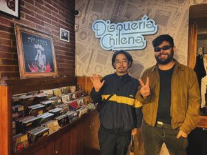 Masafumi Gotoh Instagram - 🇨🇱チリの音楽専門のレコードショップで買い物。地元の格好良いバンドを教えてもらった。民俗音楽のテープも購入。楽しかった！