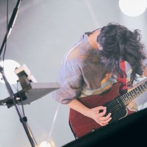 Masafumi Gotoh Instagram - 大雨のなか待ってくれてありがとう。僕らはなんとか演奏できたけれど、SEKAI NO OWARIのメンバーやファンの皆は気の毒だった。
同じ機会は得られないけれど、また別のスペシャルな瞬間や幸福が彼らにありますように。🙏

Thank you for waiting for our performance in the heavy rain.
See you!!

Photographer @tetsuyayamakawa 

#sweetloveshower #asiankunhfugeneration #mtfuji
