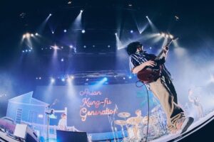 Masafumi Gotoh Instagram - ASIAN KUNG-FU GENERATION 
at Tachikawa Stage Garden

音楽をやろうと決意した町。暗黒の時代だったな。毎日必死だった。やる気も何もなかったけど、友達にだけ恵まれた。また戻って来たい。

Photographer @tetsuyayamakawa 

#asiankungfugeneration #tokyo #tachikawa #tour