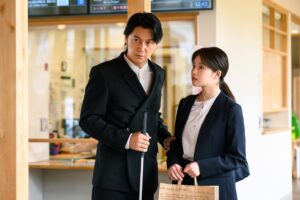 Masaharu Fukuyama Instagram - 許せる人に憧れたり許せない自分に失望したり。逃げないことも大切ですが、逃げないことはしんどい生き方でもあり。皆実さんはしんどくないんですかね。バディの絆はどうなる。この後9時から。福

@LASTMAN_tbs 

#ラストマン 
#福山雅治 #大泉洋
#BROS1991