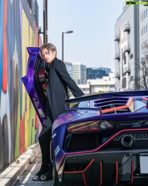 Masahiro Inoue Instagram - 先日、ランボルギーニのアヴァンタドールと撮影してきました。
.
実際に運転席に乗ってみて、とても心をくすぐられました。
スーパーカーは男のロマンですね！
みんなは何枚目が好き？
.
@sho_______time さんのアカウントにも写真が載っているので是非フォローしてね！
.
Photo : @photographer_hiro16 
.
.
#ランボルギーニ #ランボルギーニアヴェンタドール #スーパーカー #天王洲アイル #天王洲アイルボンドストリート