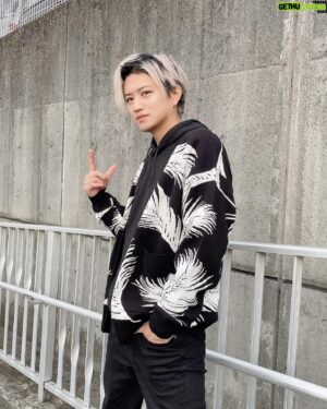 Masahiro Inoue Instagram - 白黒着がち。