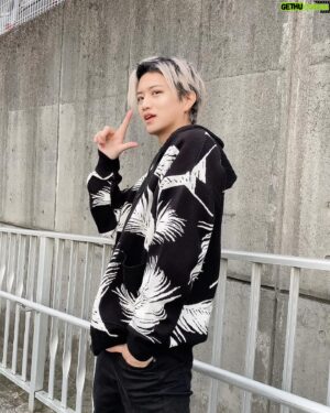 Masahiro Inoue Instagram - 白黒着がち。