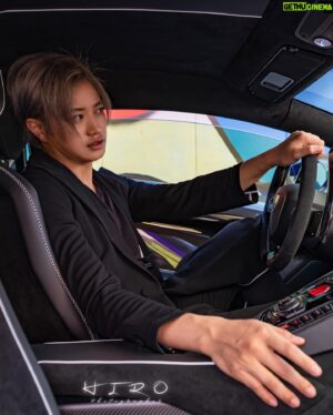 Masahiro Inoue Instagram - 先日、ランボルギーニのアヴァンタドールと撮影してきました。
.
実際に運転席に乗ってみて、とても心をくすぐられました。
スーパーカーは男のロマンですね！
みんなは何枚目が好き？
.
@sho_______time さんのアカウントにも写真が載っているので是非フォローしてね！
.
Photo : @photographer_hiro16 
.
.
#ランボルギーニ #ランボルギーニアヴェンタドール #スーパーカー #天王洲アイル #天王洲アイルボンドストリート