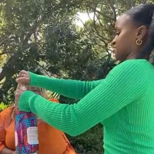 Masali Baduza Instagram - as the final sun sets on 2023, i’d like to express an abundance of gratitude for the lessons learnt throughout. this year was by far the most challenging internally for me. thank you to my loved ones for holding me ever so gently during my journey back to myself. i could not have done it without you guys 🥹 
s/o to the powers that be for the divine protection. 
here’s to 2024 bantase!🥂

two posts back to back? ah ah, see you guys in 6 months 😂✌🏾