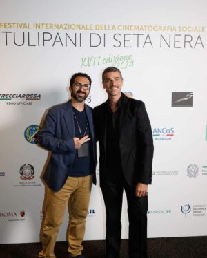 Massimiliano Varrese Instagram - FESTIVAL TULIPANI DI SETA NERA 
🌷 Premio Testimonial 🌷 

Ricevere un Premio così importante come testimonial per i valori etici, umani e sociali portati nel mondo con la mia arte a 360 gradi è onorevole per me. 

Per tutto ciò che ho cercato di fare in questi quasi 30 anni di carriera sudata e difesa coi denti… 

e voi miei amati Fan lo sapete!

La menzione era così bella che avrei voluto fotografare il foglio della scaletta, letto dal grande @claudioguerriniofficial per metterla nella mia collezione dei premi che ho a casa.

L’emozione era così grande dopo questi mesi però……… che ho dimenticato di farlo!

Ho cantato e ballato con le mie girlz, il SINGOLO NUOVO Estivo in anteprima davanti ad un pubblico colto e attento, fatto di grandi colleghi e produttori di alto livello, e vederli danzare e copiare i passi al primo ritornello è stato davvero ECCITANTE! 

Grazie di cuore in primis alla mia grande  @carmendelena 💕

@tommasomartinelli1980 per avermi voluto e per la sua sensibilità artistica e umana🙏

@patriziadesantis.actingcoach ☀️
.
.
Grazie @josebalabel e @giannitesta per produrre come desidero la mia musica che Spacca! 🙌

Alle dance girlz @michevitrano @_quintils_ 

@melissaramisolangeramirez @dariolupinacci per aver capito subito la mia pazza visione della Coreo che ho montanto con loro in due ore di tempo!

“ IL SOGNATORE DEVE ESSERE PIÙ FORTE DEL SOGNO! “

MAX
Osu! 🥋

SPACCHIAMO? Dajeeee