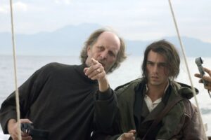 Massimiliano Varrese Instagram - 𝙁𝙐𝙊𝘾𝙊 𝙎𝙐 𝘿𝙄 𝙈𝙀!
.
Il mio primo film da Protagonista in assoluto per il grande Cinema d'autore.

Oggi l'archivio mi ricorda questo. 

Io Protagonista a fianco del Mostro Sacro premio Oscar Omar Sharif. 

Ne parlavo proprio due giorni fa in Accademia. 

Fui scartato su proposta in fase di casting.

Fui voluto fortemente dal Regista Lamberto Lambertini mentre vide una mia clip in fase di montaggio di una famosa serie dove per la prima volta avevo avuto il Coraggio di Osare ed Essere...

Film candidato a due Premi David Donatello.

Doveva andare in Concorso a Venezia ma il produttore per romanticismo personale decise di presentarlo e basta fuori Concorso.

Ricordo ancora le Parole di Muller all'epoca direttore del Festival di Venezia che venne a visionare la pellicola in fase di doppiaggio mentre stavo facendo le voci fuori campo. 

Se il film va in concorso rischi di Vincere la Coppa Volpi mi disse. Non mi rendevo conto.

Fu un bivio pazzesco.

Io Protagonista di un film Spirituale con un cast di Stelle internazionali.

Questo film è un cult in alcuni paesi fuori dall'Italia.

Per me rappresenta un lungo viaggio Spirituale che dura ancora oggi☀️

Amo il mio Mestiere e tutti i suoi Bivi...

Amo la Crescita che mi accompagna.

MV ☀️

#cinemaawards
#fuocosudime #attoriitaliani #festivaldivenezia #daviddidonatello 
@festivaldivenezia @premidavid @omar.sharif.fans #trainingolisticototale #massimilianovarrese