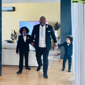 Mastiksoul Instagram - Não tenho como descrever a felicidade que vivemos , jamais irei esquecer este dia lindo!
Obrigado por tudo.❤️
Fernando & Yana Figueira
#casados