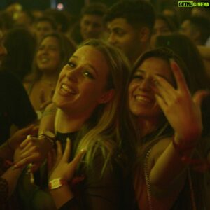 Mastiksoul Instagram - O último “Baile de Favela” foi assim🔥🔥🔥.
O próximo será no @blissvilamoura e vai ser maior ainda! Não percas a última grande festa do Algarve 🍾🎊🎉.
Para não ficares na porta: ⚠️Vem Cedo⚠️