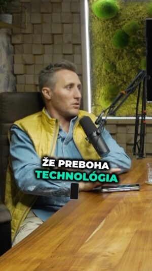 Matej Cifra Instagram - U vás to je ako? Technológie a deti? Celý rozhovor so @sajfa nájdeš na mojom youtube 🤟🏽