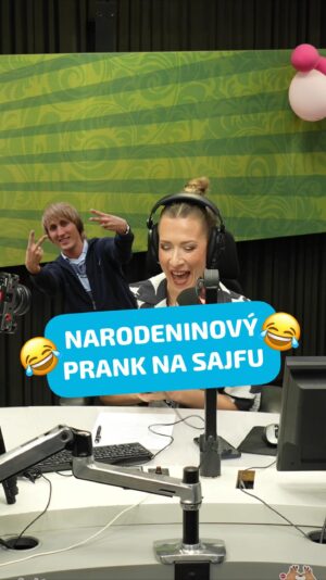 Matej Cifra Instagram - “Berie Sajfa do Bruselu aj syna Maxíka?” 🤔 V najnovšom čísle časopisu Brezniansky koktejl nájdeš exkluzívny rozhovor s kontroverzným moderátorom Matejom Cifrom. 🔥 A možno nenájdeš.. 😂

@sajfa, ako povedala @verawister, ľúbime ťa. 💘 Všetko najlepšie, kamarát! 🥳

@petra_podko ďakujeme za bravúrne zvládnutú rolu breznianskej šoubiz redaktorky 😀🫶

#jasomfunradio #funradio #sajfa #prank