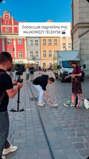 Mateusz Ciawłowski Instagram - Ja już dałem się porwać, a Wy? 🕺🏼

🎥 @lukaszbernas_ 
🎬 @igakurlej