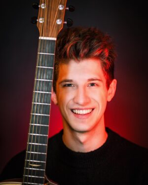 Mateusz Ciawłowski Instagram - no bo ja lubię bordowy kolor 🍷

poznajcie moje nowe zdjęcia profilowe na oba kanały: GŁÓWNY i VLOGOWY - zaczynam publikować więcej filmów, więc szybko się przyzwyczaicie 💫

ps zasubskrybujcie sobie i uderzcie w dzwon 🛎️