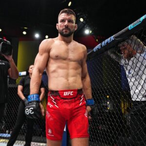 Mateusz Gamrot Instagram - See you in Abu Dhabi 🥷👊