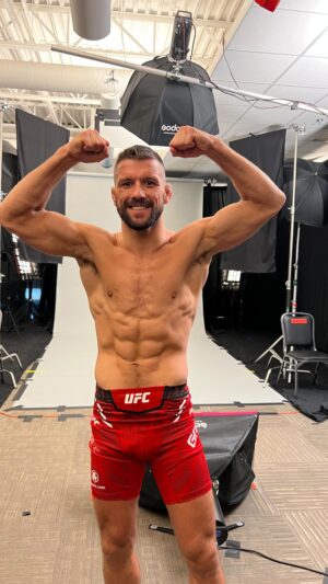 Mateusz Gamrot Instagram - media day 🔥  can’t wait 
#ufcfightnight