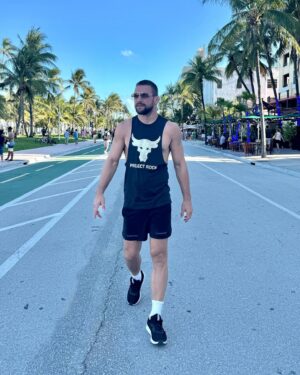 Mateusz Gamrot Instagram - Weekend w Miami 🌴
Ale dziś już ruszamy z kolejnym tyg , dziś zapasy a jutro sparingi 🔥 
A jak wasz pierwszy dzień po majówce? 
Pozdrowienia z Florydy 👊
.
P.S Rozmowy po mału toczą się już z UFC 🔥