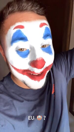 Matheus Crivella Instagram - Palhaçinho New na área! 🤣🤡 
Ps: Juro que não é inveja!