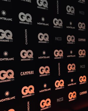 Matheus Fagundes Instagram - @gqbrasil 🖤

#GQ13anos #GQCreativityAwards