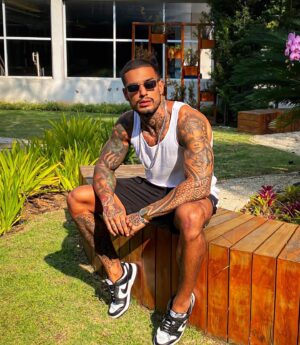 Matheus Sampaio Instagram - Até breve casinha, inicia-se aqui o glow up 🫶🏼✨🔥