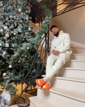 Mathias Lammari Instagram - Joyeux noël à tous 🎄🎁
@boohoomanofficial