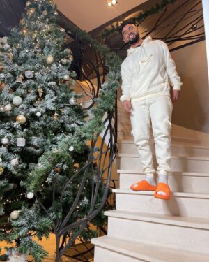 Mathias Lammari Instagram - Joyeux noël à tous 🎄🎁
@boohoomanofficial