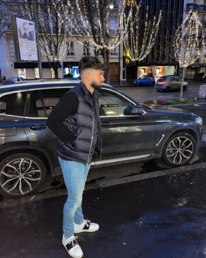 Mathias Lammari Instagram - Dis-moi si tu m'aimes, dis-moi si tu n'aimes plus, que j'te raye de ma vie.