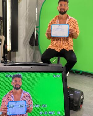 Mathias Lammari Instagram - TOUT ÉTAIT VRAI 🎬
Tout a commencé par un mensonge mais cette aventure a révélé ce qu’il y’avait de plus vrai en moi...
Je n’ai pas trouvé l’amour mais maintenant j’ai votre amour 🙏🏼❤️
Merci aux équipes de Studio89  et @w9officiel pour leur confiance, merci aux Princes, Princesses, l’agence et @julienbert42 de m’avoir guidé du mieux qu’ils pouvaient, merci à mes prétendantes de m’avoir supporté 😅 et merci mais mille merci encore à vous d’être là, ce n’est que le début j’espère...

 MATHIAS, le millionnaire, le gardien de musée ...

😉MATHIAS LAMMARI