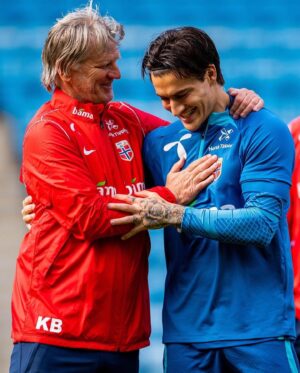 Mathias Normann Instagram - Thanks for all the birthday wishes, appreciate you🙏🏽happy to be back with the national team again🇳🇴