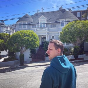 Mathieu Jonckheere Instagram - Madame Doubtfire a pris sa retraite apparemment…
Ce film était génial.
Robin Williams était génial 🥲.