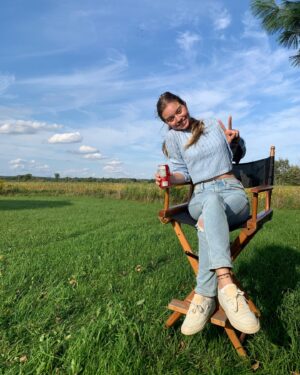 Matia Jackett Instagram - BIGGEST SMILES BECAUSE ESSEX COUNTY PREMIERES TONIGHT 9PM ON @cbc & @cbcgem 😄 

Written by @jefflemire and @eiliskir 
Directed Andrew Cividino

#essexcounty #jefflemire #jefflemirecomics #cbc #cbcgem