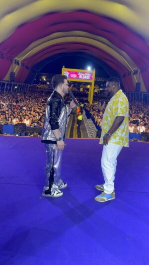 Matias Damásio Instagram - RIO DE JANEIRO 🇧🇷🇧🇷🇧🇷 🔥🔥🔥🔥🙏

Amigo @matheusfernandes_mf muito obrigado de todo meu coração pela generosidade em me convidar a subir no teu palco com esse público maravilhoso do Rio de Janeiro @carna.rildy 
És um artista incrível e tens um público igual ao teu coração enorme de portas abertas 
Parabéns a tua equipa pelo profissionalismo , atenção e carinho. 
Nos vemos hoje em RECIFE amigo. 
Deus o comando 🙏