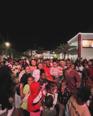 Matias Damásio Instagram - Muito Obrigado Cabo Verde 🇨🇻 Praia 🙌🏾
Obrigado por tanto amor 🫶 
Vocês foram o meu maior presente de Natal 🎄 

Não tenho palavras para agradecer as milhares de pessoas que vibraram e fizeram comigo o show na cidade da Praia 🇨🇻
Parabéns pelo país lindo e principalmente as pessoas humildes de coração e portas abertas 

Se eu soubesse desse tanto amor já tinha vos abraçado a mais tempo. 

Deus abençoe cada um de vocês 
Até a próxima se Deus quiser 

Boas festas 🎁🎄 Cabo Verde 🇨🇻 

Deus no comando 🙏