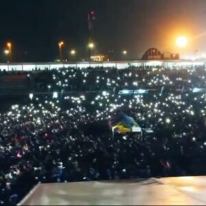 Matias Damásio Instagram - UM MAR DE CORAÇÕES E UM TURBILHÃO DE EMOÇÕES 
ESTADIO FERROVIÁRIA DA BEIRA LOTADO 👏🏽👏🏽👏🏽👏🏽

Moçambique, BEIRA 
Muito obrigado de todo meu coração 
Completamente emocionante 

Vai ficar marcado na minha vida para sempre. 
Deus no comando 🙏