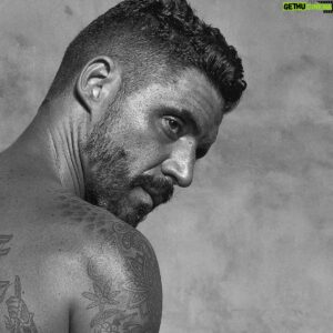 Matías Desiderio Instagram - En cada personaje me quema adentro una especie de fuego,de delirio y me siento fuerte feroz y libre ...por eso hago lo que hago .
.
.
.#actor #actorargentino #fotografo #pgotoshoot #gabymachado #hombre #fuerza #matiasdesiderio #positivevibes #abrazos #razones #buenosaires #argentina #cuidarse #vivirlavida #fuerzaaereaargentina #matiasdesiderio #actorargentino #celebracion #amor #sexymen #hombresguapos #men #actor #sexy #sexyhot #losangeles #model #modelmen #argentina #buenasemana #foryou