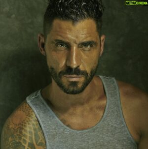Matías Desiderio Instagram - Ten suficiente coraje para confiar en el amor una vez más y siempre una vez más. Ama y sueña! 
🎬❤️💪🏼
#matiasdesiderio
foto  @machadito_arte 
.
.
#actor #actorargentino #fotografo #gabymachado #hombre #fuerza #matiasdesiderio #positivevibes #abrazos #razones #buenosaires #argentina #cuidarse #vivirlavida  #celebracion #amor #sexymen #hombresguapos #men #actor #sexy #sexyhot #losangeles #model #modelmen #argentina #buenasemana #amor #parati #foryou