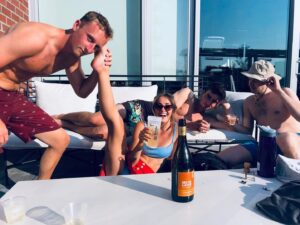 Matreya Fedor Instagram - No shirt. No shoes. No service?