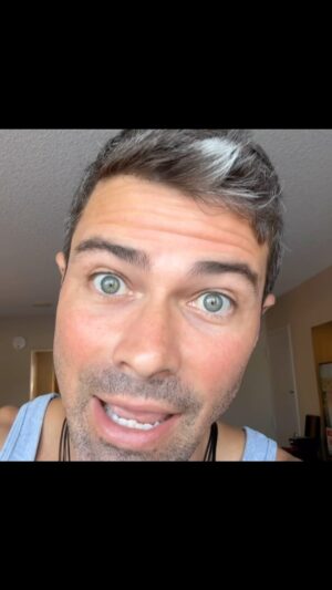 Matt Cohen Instagram - Don’t miss my chat about Exploding Kittens, with Tom Ellis, and Sasheer Zamata! Head over to my YouTube page for the full interview, Lincoln bio! @nerdsandbeyond