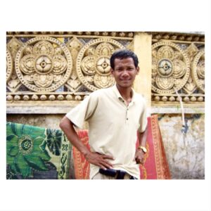 Matt Dillon Instagram - I was blessed the day I met you. You lived an incredible life. Just too short. Thanks for everything Srah 🙏🏼RIP Sereyvuth Kem. 
#cityofghosts #cambodia
អរគុណ​សម្រាប់​អ្វី​គ្រប់​យ៉ាង