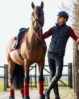Matt Harnacke Instagram - VALENTINES @esstockholm GIVEAWAY TIME ❤️
•
I am giving 2 lucky winners the ability to win this saddle pad and ear bonnet, here are the easy steps on how you can enter. 
Rules:
1. must be following me (@matt_harnacke) and @esstockholm 
2. Share this post on your stories
3. Comment done and tag some friends, the more you tag the better 😉
•
Winners will be announced in 24 hours! Remember to tag us in your story or we won’t be able to see your entry. Good luck everyone, this may just be your lucky entry and your chance to secure the this beautiful set 😜😙🤩
