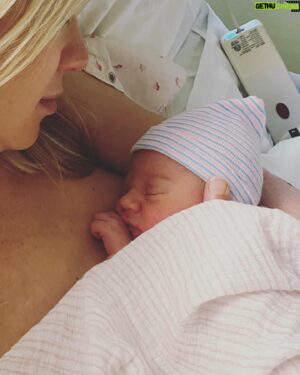 Matt Jones Instagram - Welcome to the world Jolene Jones. I love you so much it hurts. 

REPOST @kristenhager 
“If the speed and determination with which you came into this world is any indication, then you will move mountains, my girl. My water broke suddenly at 1am on Tuesday night, and less than 5 hours later you were in my arms. Your Dad and I barely made it through the hospital doors. You’ve exploded our hearts into a million pieces. Thank you for choosing me to be your Mom.”