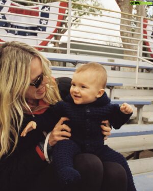 Matt Jones Instagram - She really does do motherhood with this much grace, joy, and unbelievable beauty. Me and your daughter love you with all that we are. Happy First Mothers Day @kristenhager