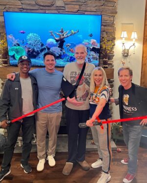 Matt Lanter Instagram - PLEASE READ THE CAPTION

I had such a great time this weekend at @planetcomiconofficial! Thank you all for coming out and it was so lovely getting to see all of your smiling faces. 

Of course my highlights included getting to hang with my cast mates @ashleyeckstein @jatactor @phillamarr and @tkanevo but also- 

I know this was a multi fandom event, but I have to give a special shout-out to my @starwars friends. Before we geeked out over Anakin’s character arc, his relationship with Ahsoka, or scenes of the Clone Wars that ripped our hearts out, many of you said, “how are you doing?”, “are you ok?”, “we’re so glad to see you here”, or “we’ve been praying for you.” —
I can’t tell you how much that means. 

I know I’ve said it before, but although we are in the millions, Star Wars fandom truly feels like family to me and that was even more apparent this weekend. It’s so special. 

So again, thank you all from the bottom of my heart.