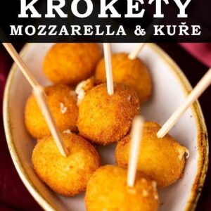 Matt Pardus Instagram - Dnes pro Vás mám tip na vynikající rychlé jednohubky, které si zamiluje snad každý! Mozzarellovo-kuřecí kroketky! Tak mrkněte na recept na blogu a nezapomeňte si recept uložit třeba nejen na zítřejší večer ❤️

Potřebovat budete:
- cca 300 g kuřecích prsou
- sůl
- pepř
- sladká paprika
- cca 150 ml smetany ke šlehání (můžete dát i trochu více)
- 1 mozzarella
- hladká mouka
- 2-3 vejce
- Panko strouhanka
- olej na smažení

Dobrou chuť ❤️
•
•
•
#krokety #kurecikrokety #syrovekrokety #chickencroquettes #cheesecroquettes #mozzarellacroquette #berky #pavelberky #berkypavel #croquettes #croquette #jidlo #smazenysyr #smazak #dnesjim #dnesvarim #masterchefcesko #masterchefcz #recept #recepty #jednohubky #snacky #canape #canapé #canapes #canapés #recipe #food #cooking