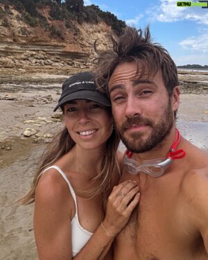 Matt Wilson Instagram - It is what you make it 👌
Road trip to Torquay 
@jessicaleewilson1
