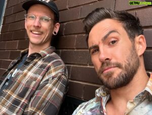 Matt Wilson Instagram - Do you know how hard it is to apply makeup when you have an icon in your face? @alanfletcher 

Fun week of @neighbours on air. Special shoutout to my Young Hot Men In Lyrca crew #yahmil 😂 🚴 
We’re currently taking applications for new members. Add all applicants to the comments. We’ll call you.